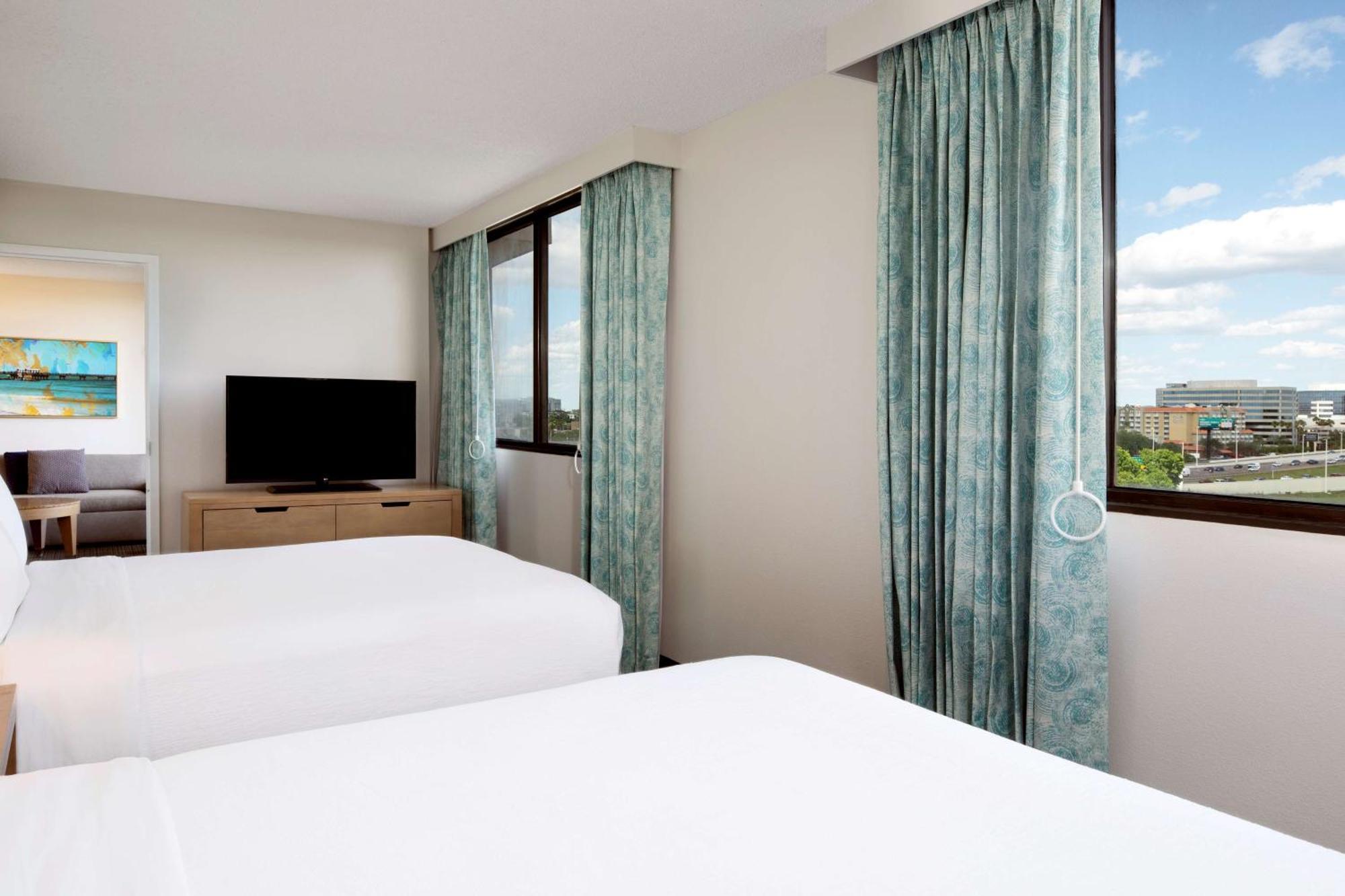 Embassy Suites By Hilton Tampa Airport Westshore Exterior foto